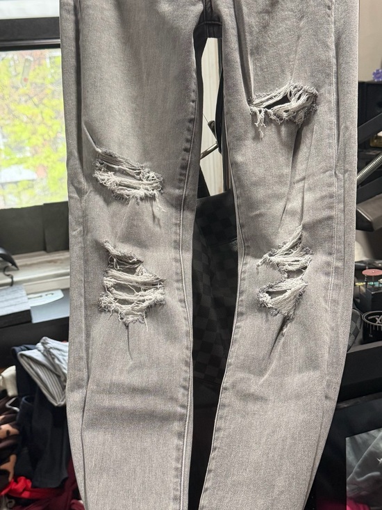 American Eagle Outfitters Denim - American Eagle Outfitters Light Gray Distressed High-Rise Jeans